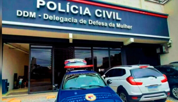 Síndico e zelador de prédio denunciam violência doméstica contra mulher