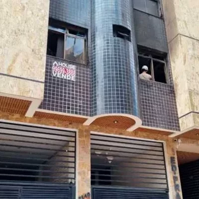 Apartamento de turistas é incendiado após discussão de casal em Guarapari