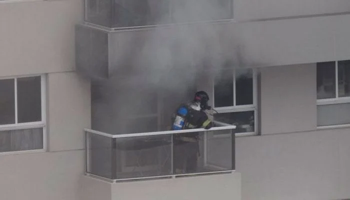 Moradores não têm previsão de retorno a imóveis interditados após incêndio