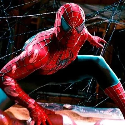 Homem-Aranha do Crime’ escala prédios e preocupa cidadãos brasileiros