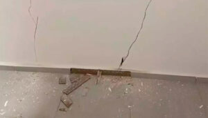No 1º dia de casa nova, moradores encontram paredes rachadas em condomínio