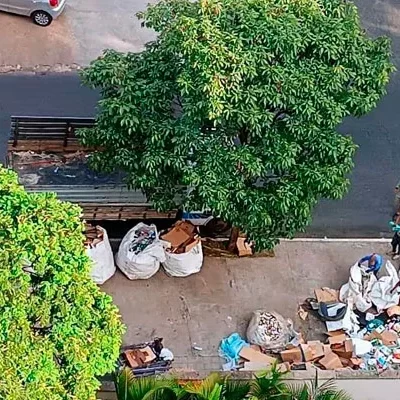 Passeio de condomínio residencial é transformado em bota-fora na Pampulha