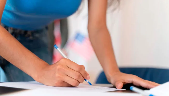 como apenas uma pessoa pode decidir a eleição de síndico