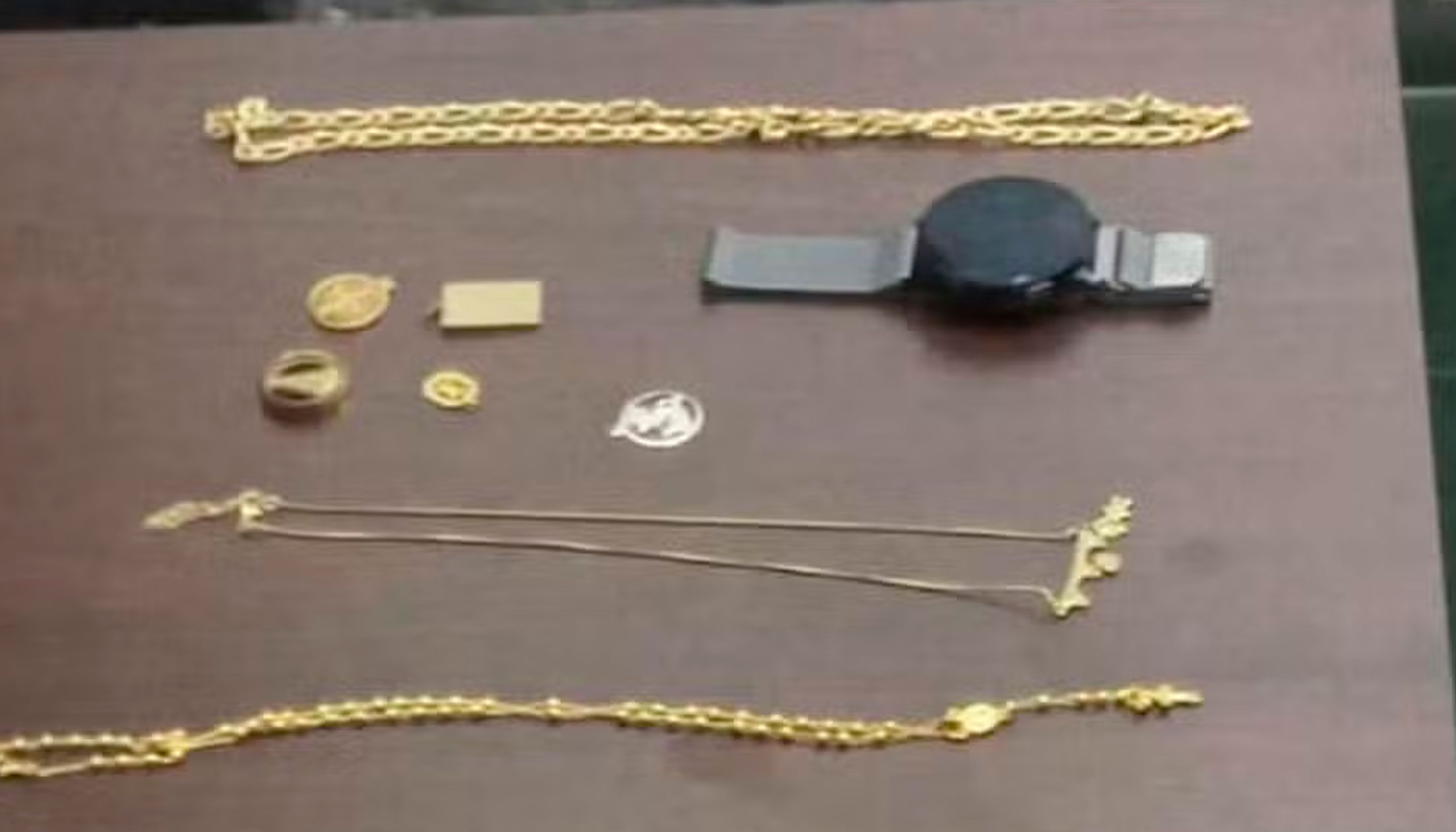 Segurança de condomínio é preso após furtar joias avaliadas em R$ 80 mil em Tremembé, SP