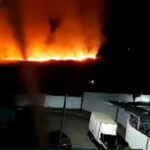 Incêndio atingiu uma área verde próxima a um condomínio em Hortolândia