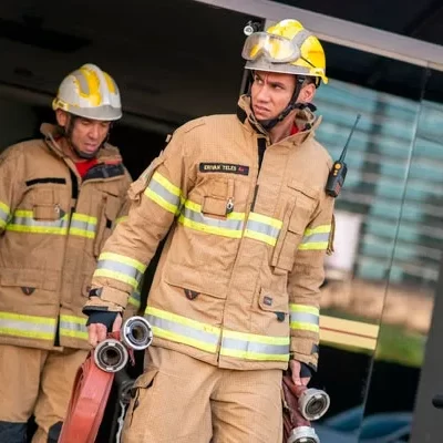 Bombeiros evacuam andares e resgatam pets de incêndio em Águas Claras