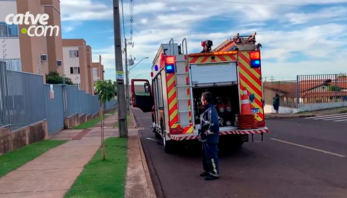 Incêndio é registrado em salão de festas de condomínio em Cascavel