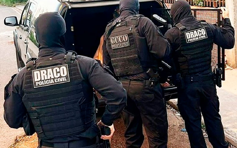 Operação contra facções prende 95 criminosos e apreende 28 armas em MT