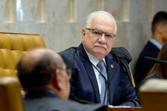 Fachin enfrenta pressão interna no STF enquanto caso Moraes permanece sem decisão-sindicolegal